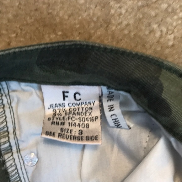 Camo distressed skinny jeans - Picture 6 of 6